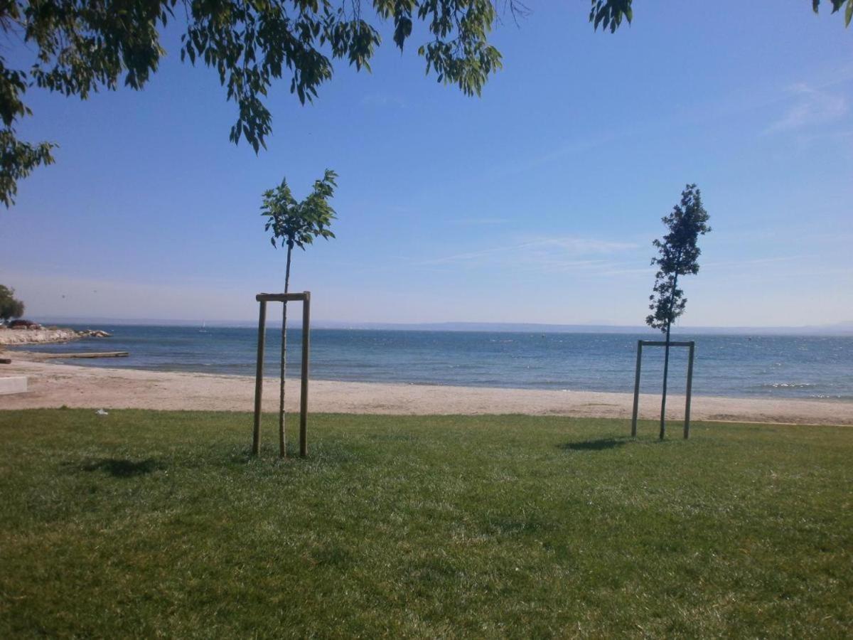 מרטיג Les Hebergements De La Plage En Ville מראה חיצוני תמונה